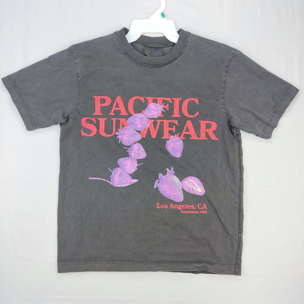 PacSun T-Shirt Mens M Black Pacific Sunwear Strawberry Graphic Los Angeles Tee